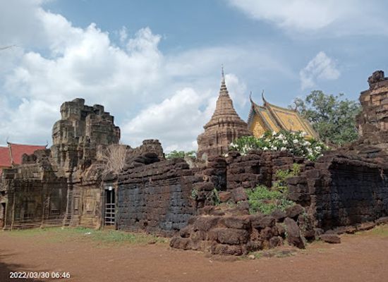 cambodia/kampong-thom/attraction/nokor-bachey-pagoda