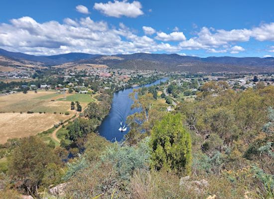 australia/tasmania/attraction/pulpit-rock-lookout