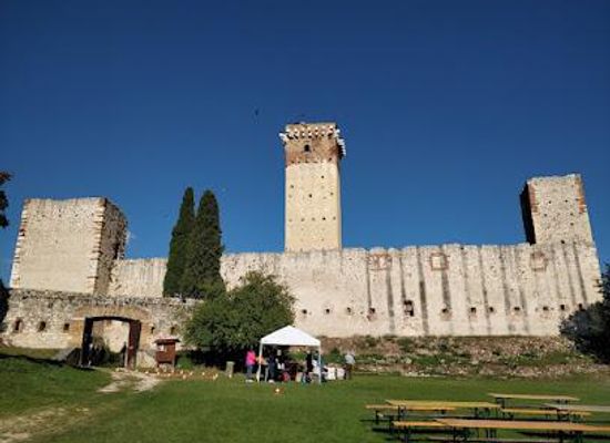 italy/verona/attraction/castello-di-montorio