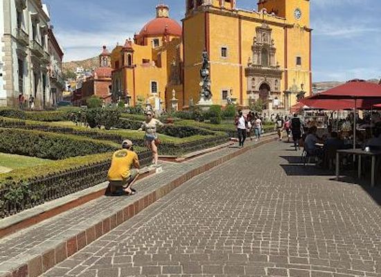 mexico/guanajuato/attraction/pl-de-la-paz