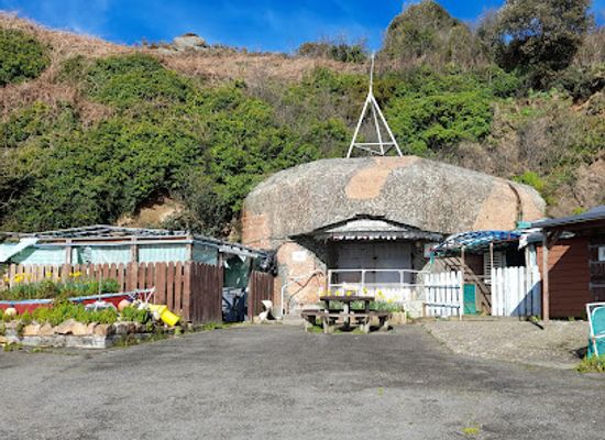 jersey/grouville/attraction/st-catherines-bay