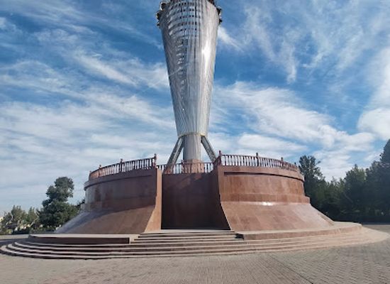 kazakhstan/shymkent/attraction/independence-park