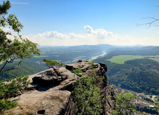 germany/saxon-switzerland-national-park/attraction/wetterkiefer-auf-dem-lilienstein