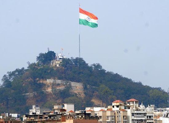 india/jharkhand/attraction/national-flag-pahari-mandir