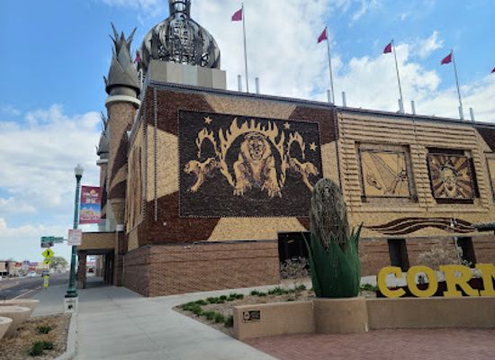 south-dakota/pine-ridge/attraction/the-world-s-only-corn-palace