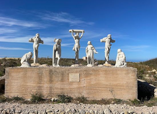 malta/ramla-bay/attraction/ghammar-hill