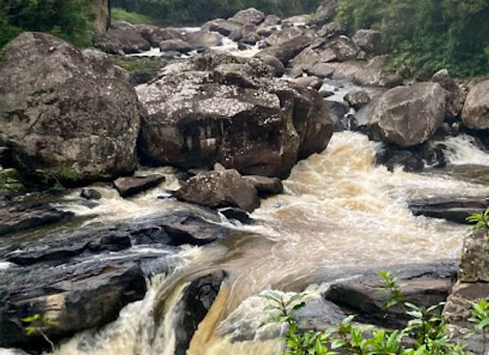 madagascar/fianarantsoa/attraction/chutes-andriamamovoka
