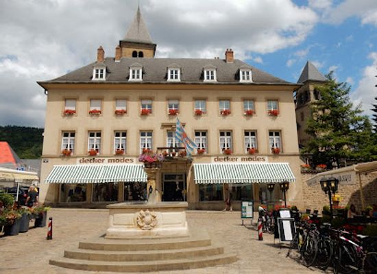 luxembourg/mullerthal/attraction/place-du-marche