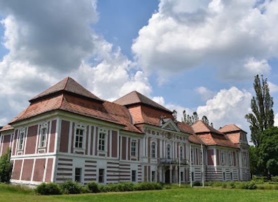 slovenia/maribor/tabor/attraction/betnava-castle