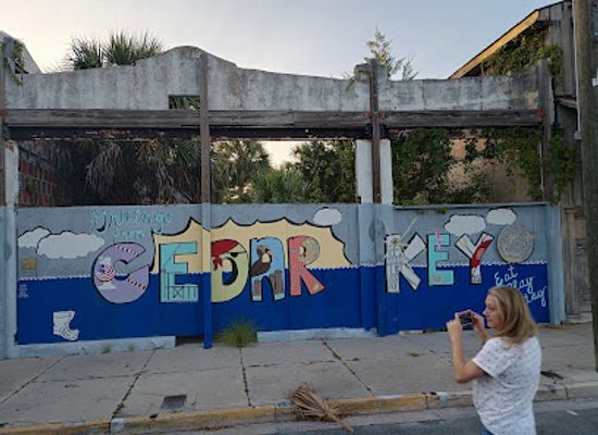 florida/cedar-key/attraction/greetings-from-cedar-key-mural