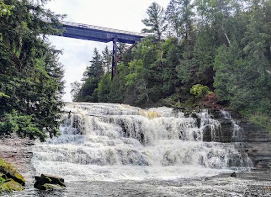 michigan/upper-peninsula/attraction/agate-falls-scenic-site