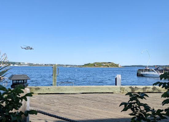canada/maritimes/attraction/halifax-waterfront