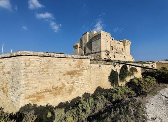 malta/mellieha-bay/attraction/it-torri-ta-san-lucjan