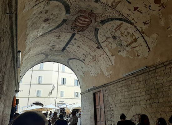italy/assisi/attraction/la-volta-pinta