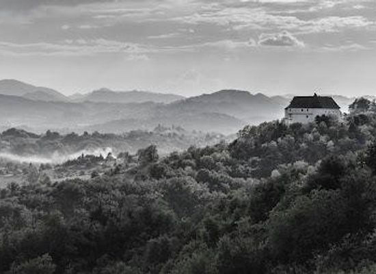 slovenia/velenje/attraction/dvor-veliki-tabor