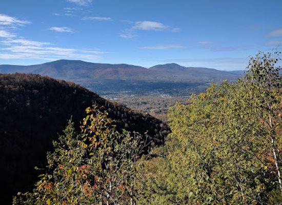 vermont/bennington-county/attraction/prospect-rock-trail