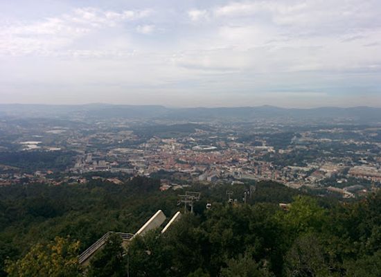 portugal/guimaraes/attraction/varanda-dos-namorados