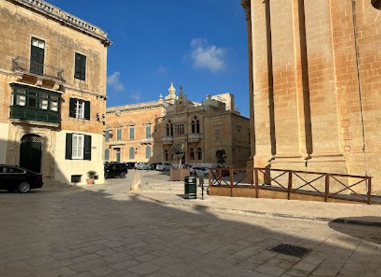 malta/mdina/attraction/pjazza-tal-arcisq