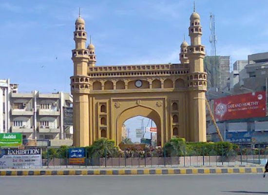 pakistan/sindh/attraction/char-minar-monument