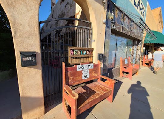 arizona/winslow/attraction/world-s-smallest-church