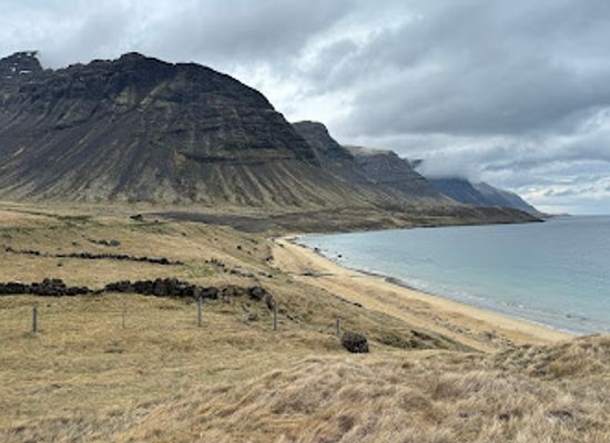 iceland/westfjords/attraction/hringsdalur
