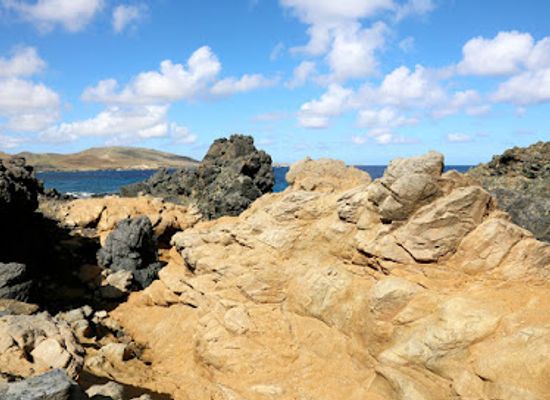 aruba/arikok-national-park/attraction/noordkaap-stargazing-cliff