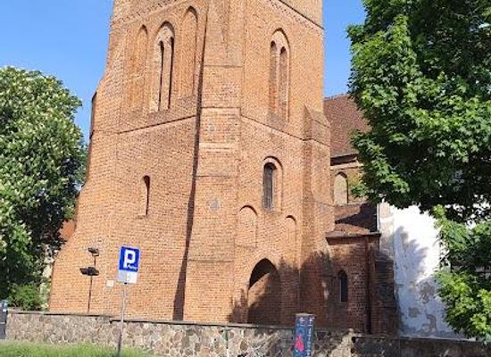 poland/warsaw/attraction/church-of-the-visitation-of-the-blessed-virgin-mary
