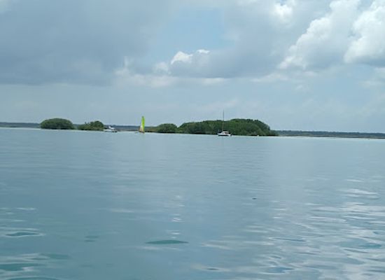 belize/corozal-district/attraction/corozal-bay