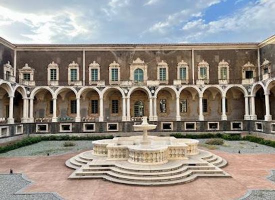 italy/catania/attraction/monastero-dei-benedettini-di-san-nicolo-l-arena