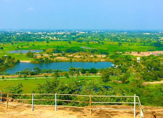 india/tamil-nadu/attraction/rock-cut-jain-temple-sittanavasal