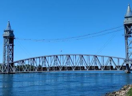 massachusetts/hyannis/attraction/cape-cod-canal-railroad-bridge