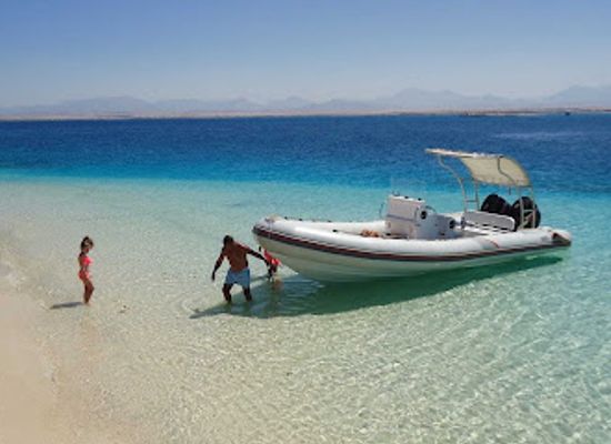 egypt/marsa-alam/attraction/egypt-boat-tours