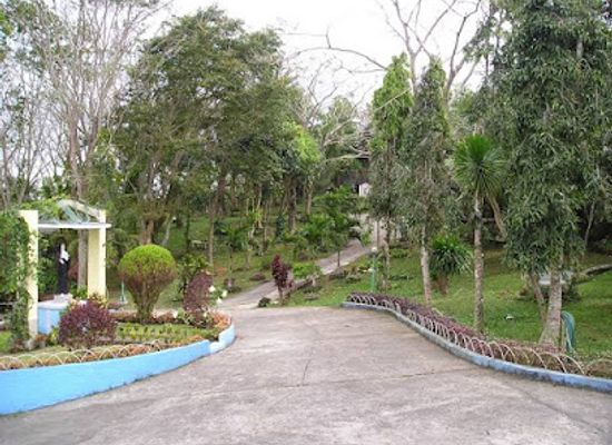 philippines/tagaytay/attraction/tahanan-ng-sta-monica-park
