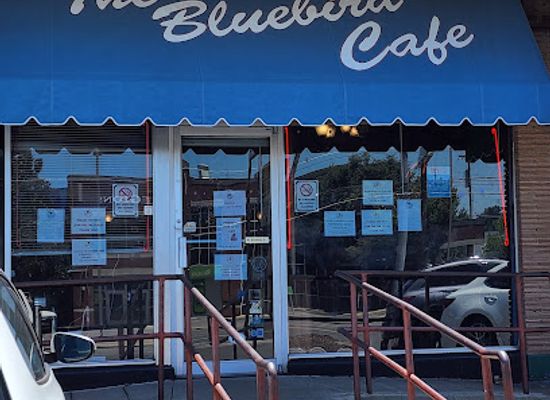 tennessee/nashville-basin/attraction/the-bluebird-cafe