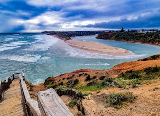 australia/fleurieu-peninsula/attraction/onkaparinga-river-mouth-view-point