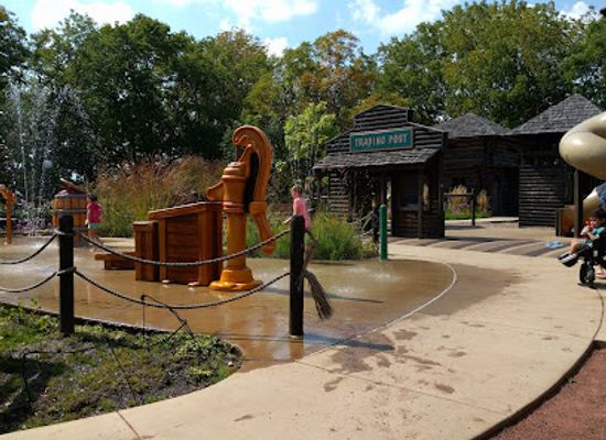 illinois/naperville/attraction/naper-settlement