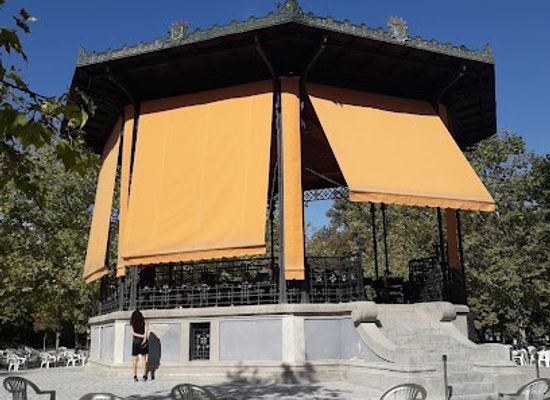 spain/madrid/retiro/attraction/retiro-park-bandstand