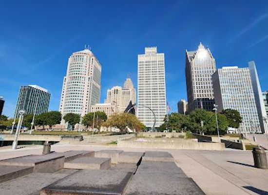 michigan/detroit/attraction/hart-plaza