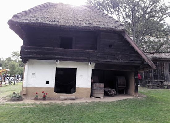 hungary/orseg-vendvidek/attraction/orsegi-nepi-muemlekegyuttes