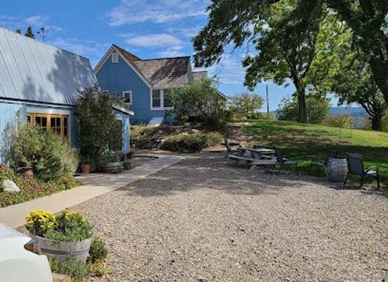 california/central-coast/attraction/dover-canyon-winery