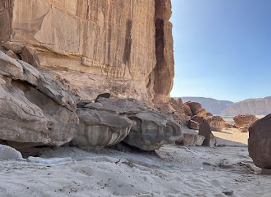 saudi-arabia/al-ula/attraction/sakrat al-mansadah