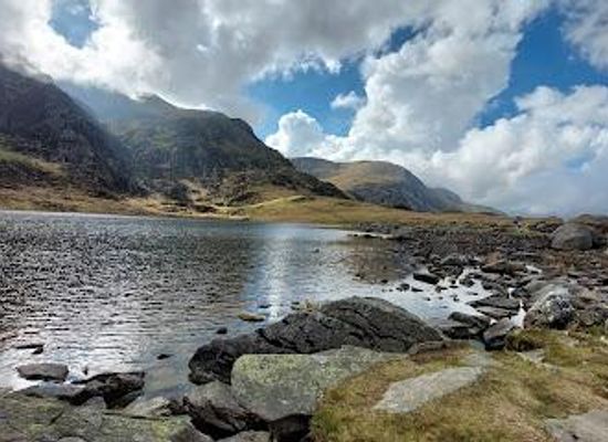 united-kingdom/anglesey/attraction/canolfan-cwm-idwal