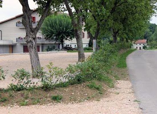 slovenia/nova-gorica/attraction/lepa-vida-camperstop-stellplatz-aires-area-sosta