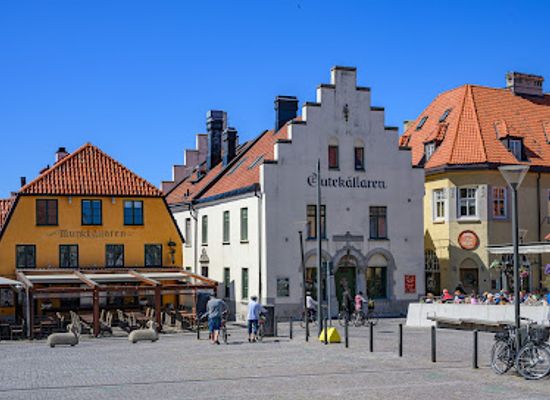 sweden/gotaland/attraction/great-square