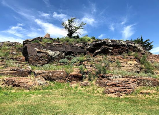 kansas/high-plains/attraction/pawnee-rock-state-historic-site