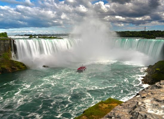 new-york/greater-niagara/attraction/journey-behind-the-falls