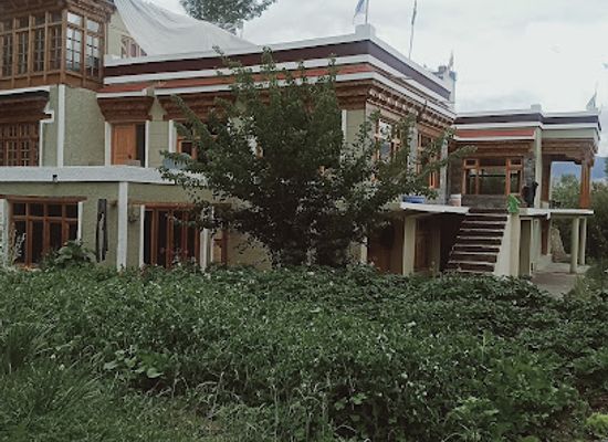 india/leh-ladakh/attraction/thakskan-home-stay