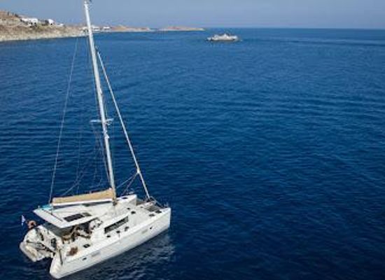 greece/mykonos/attraction/mykonos-sailing