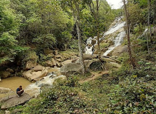 laos/xieng-khouang/attraction/beautiful-waterfall
