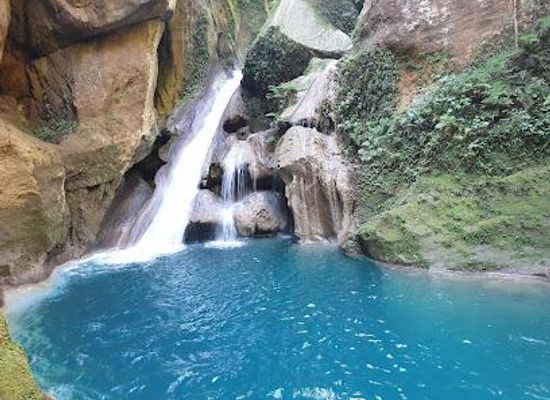 haiti/jacmel/attraction/bassin-bleu